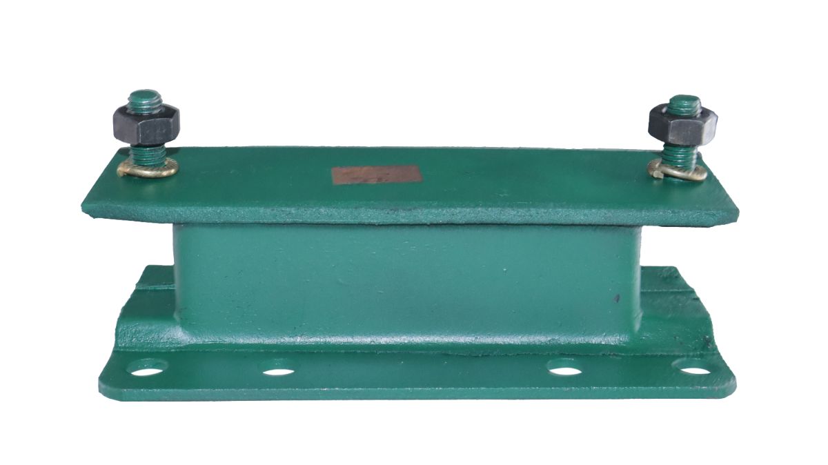 GEAR MOUNTING JEEP MARSHAL/ ARMADA - 4 HOLE