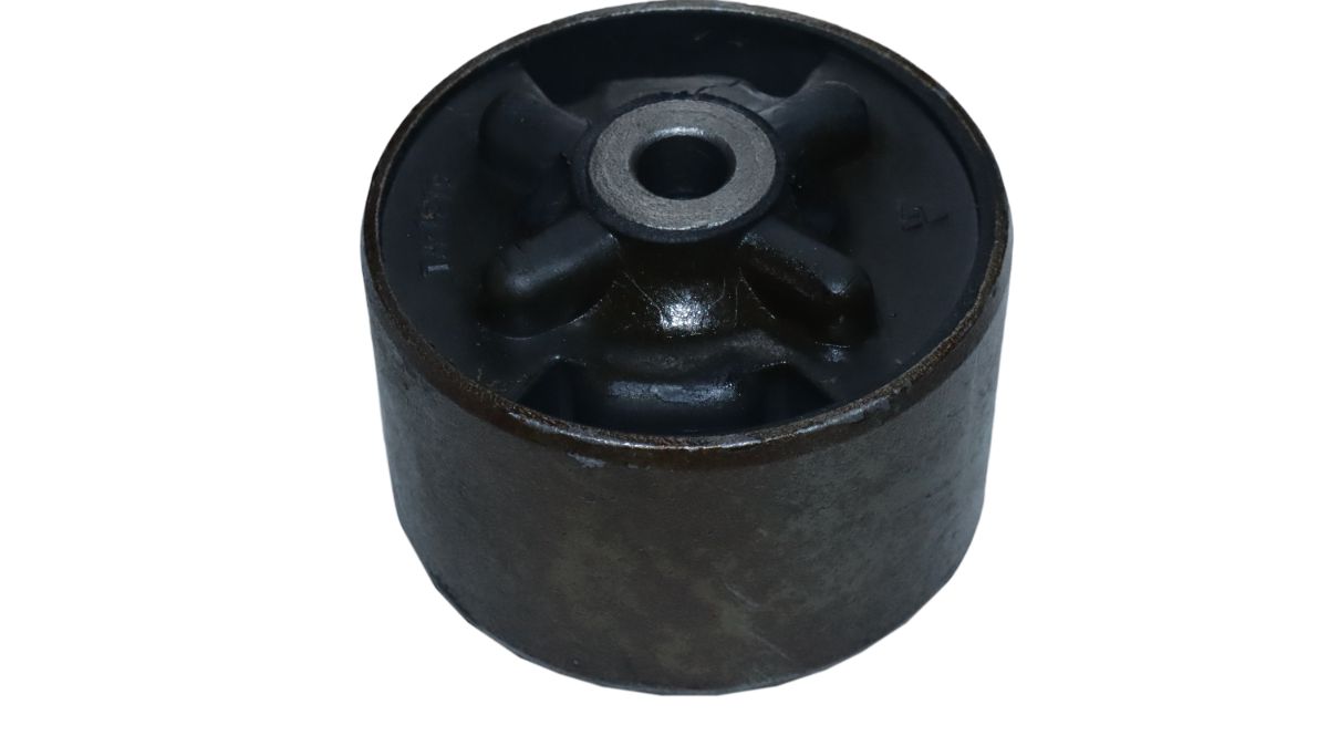 REAR ENGINE MOUNTING TATA WINGER