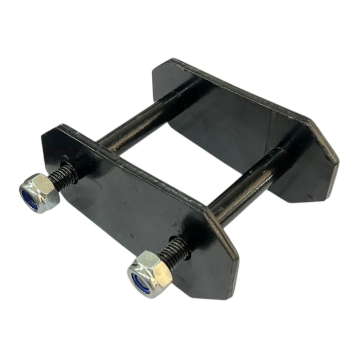 SHACKLE ASSEMBY MARUTI SUPER CARRY