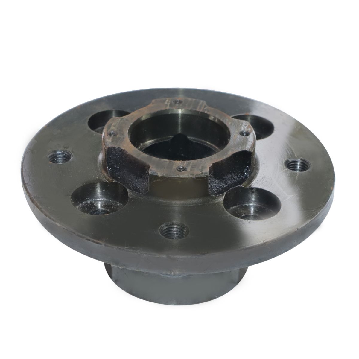 FRONT HUB TATA ACE MEGA